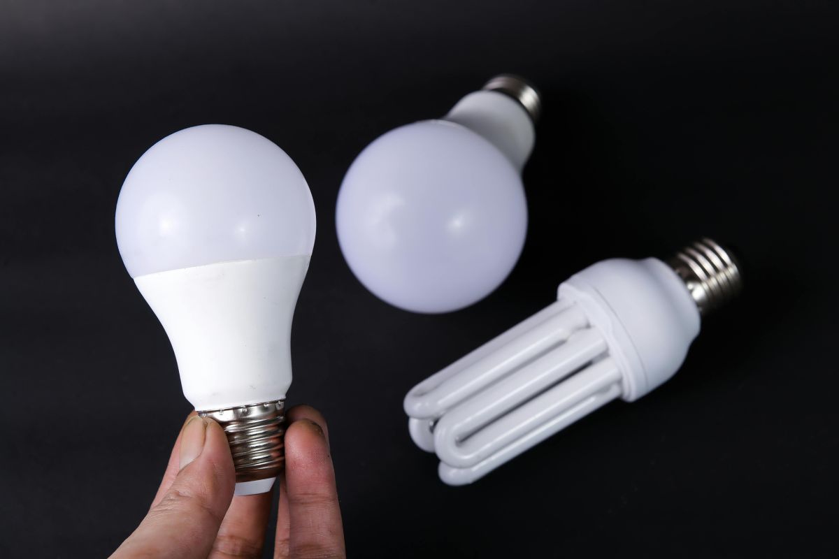 como é feita a reciclagem de lâmpadas de LED
